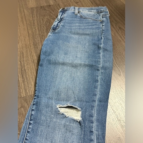 Uniqlo  Jeans - Picture 7 of 10